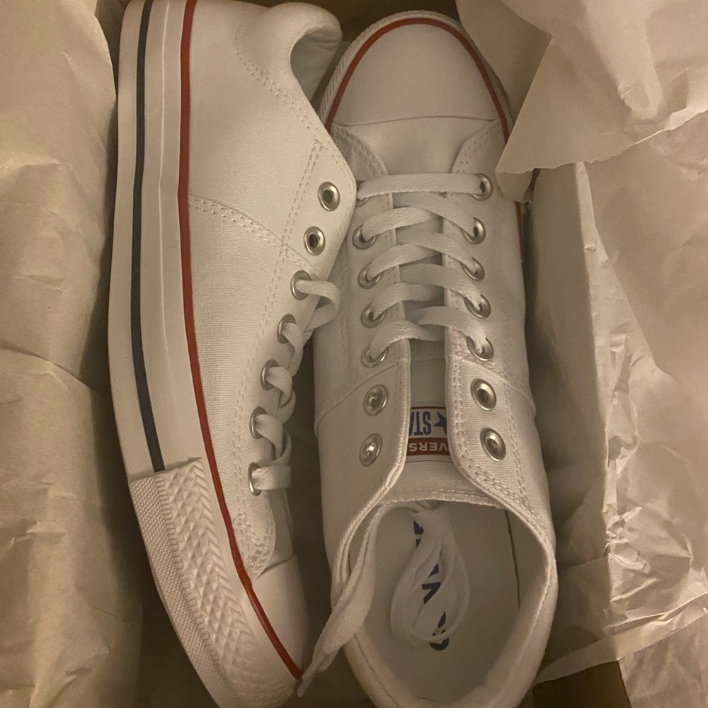 Converse Madison Allstar women’s size 11